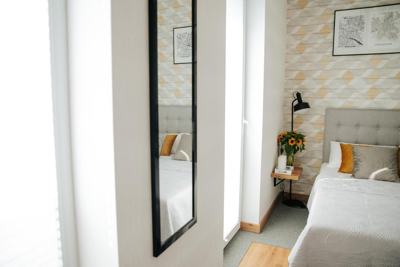 Apartamenty Czestochowa Eu 'Garaz Gratis' 外观 照片